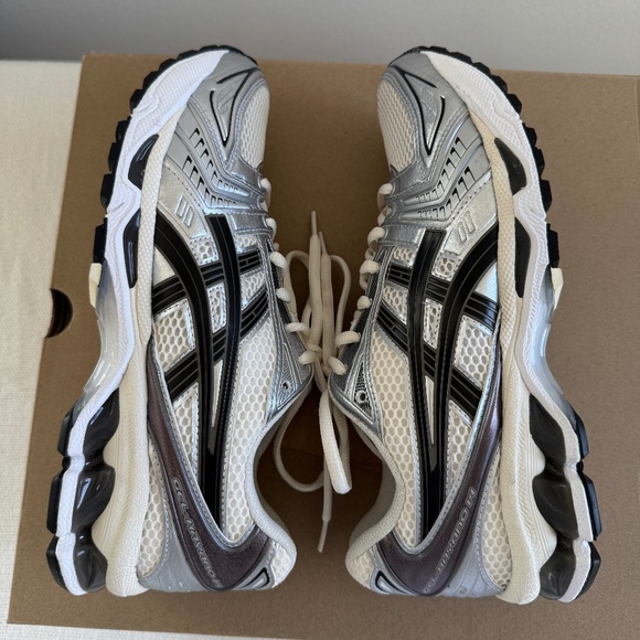 New Asics Gel-Kayano 14 Cream Black Metallic Plum Men's Size 7 - Picture 16 of 16